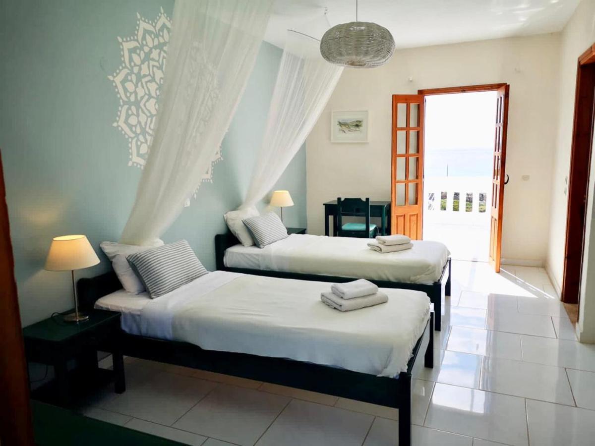 Апарт отель Kathys Island Retreat Adia Экстерьер фото